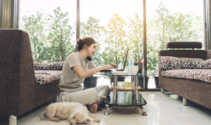 Read more about the article 7 Keuntungan Jika Bisa Bekerja dari Mana Saja