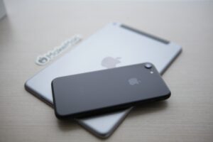 Read more about the article Cara Memperbaiki Iphone Mati Total dan Penyebabnya